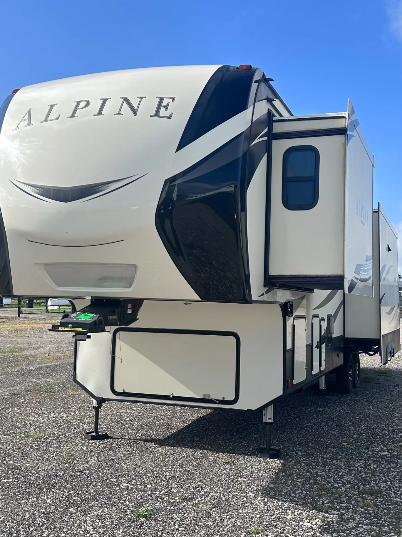 2018 Keystone Alpine AL 3651 RL Fifth Wheel – photo 1