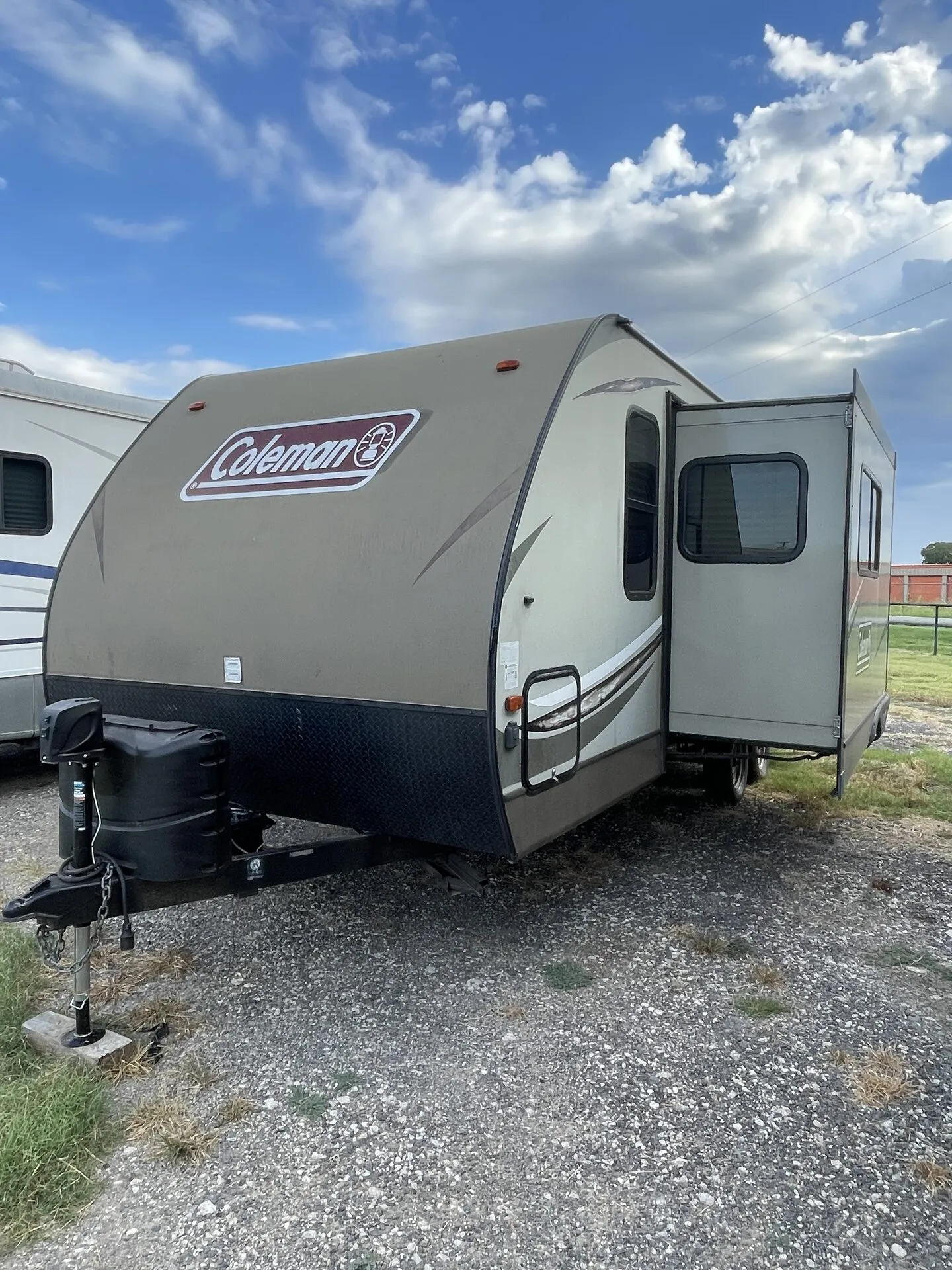 2017 Coleman Light LX 2155BH Bunkhouse Travel Trailer